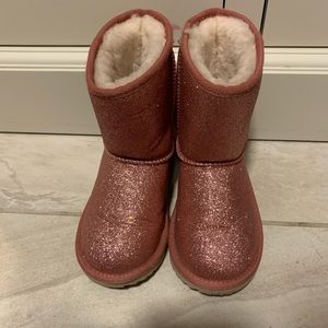 Girl’s Size 11 Uggs